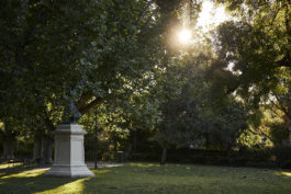 FRIENDS of VICTORIA GARDENS