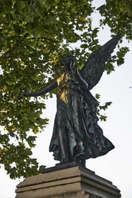 FRIENDS of VICTORIA GARDENS