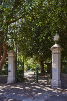 FRIENDS of VICTORIA GARDENS